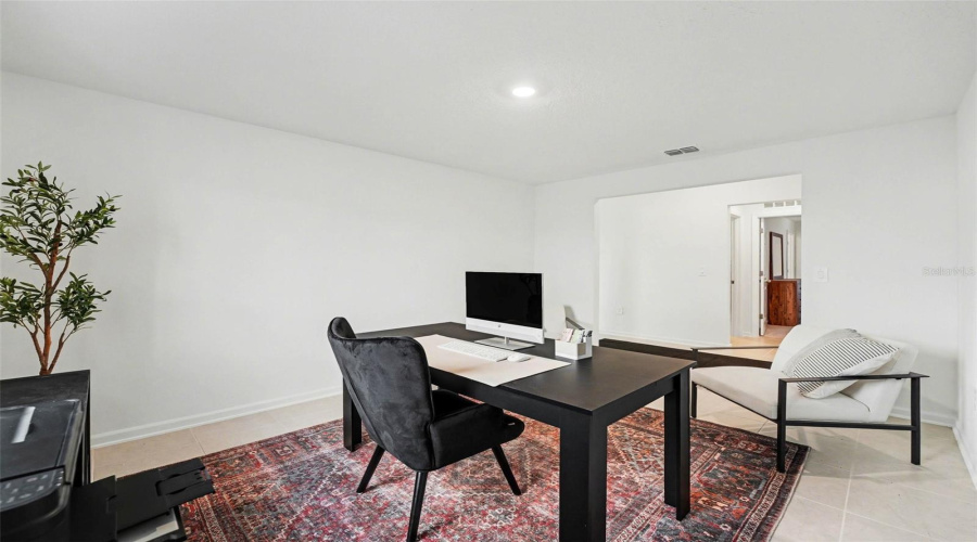 DAVENPORT, Florida 33837, 4 Bedrooms Bedrooms, ,3 BathroomsBathrooms,Residential,For Sale,BARNET,0,MFRTB8491722