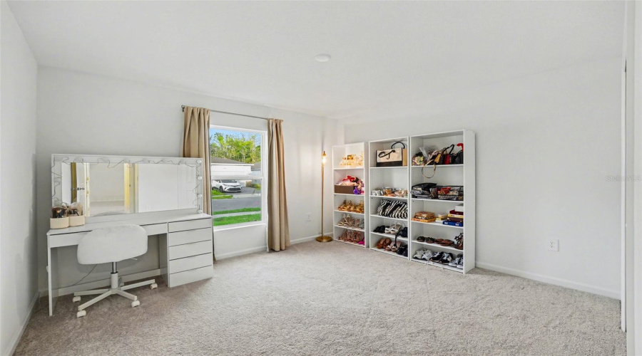 DAVENPORT, Florida 33837, 4 Bedrooms Bedrooms, ,3 BathroomsBathrooms,Residential,For Sale,BARNET,0,MFRTB8491722