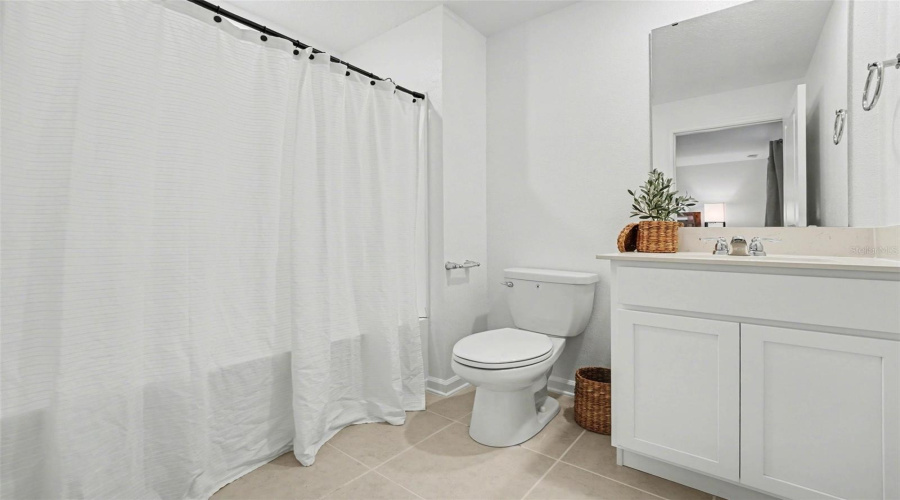 DAVENPORT, Florida 33837, 4 Bedrooms Bedrooms, ,3 BathroomsBathrooms,Residential,For Sale,BARNET,0,MFRTB8491722