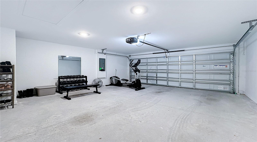 DAVENPORT, Florida 33837, 4 Bedrooms Bedrooms, ,3 BathroomsBathrooms,Residential,For Sale,BARNET,0,MFRTB8491722