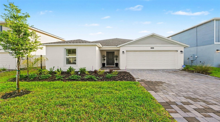 DAVENPORT, Florida 33837, 4 Bedrooms Bedrooms, ,3 BathroomsBathrooms,Residential,For Sale,BARNET,0,MFRTB8491722