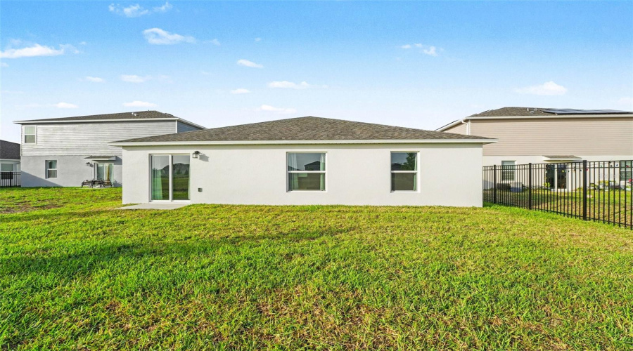 DAVENPORT, Florida 33837, 4 Bedrooms Bedrooms, ,3 BathroomsBathrooms,Residential,For Sale,BARNET,0,MFRTB8491722