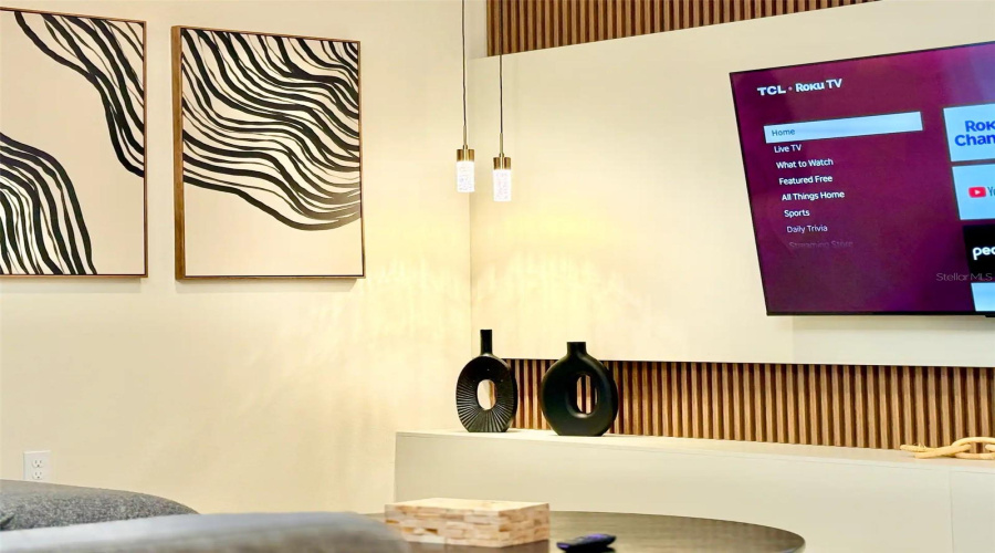 DAVENPORT, Florida 33897, 8 Bedrooms Bedrooms, ,6 BathroomsBathrooms,Residential,For Sale,KAIPO,0,MFRO6394556