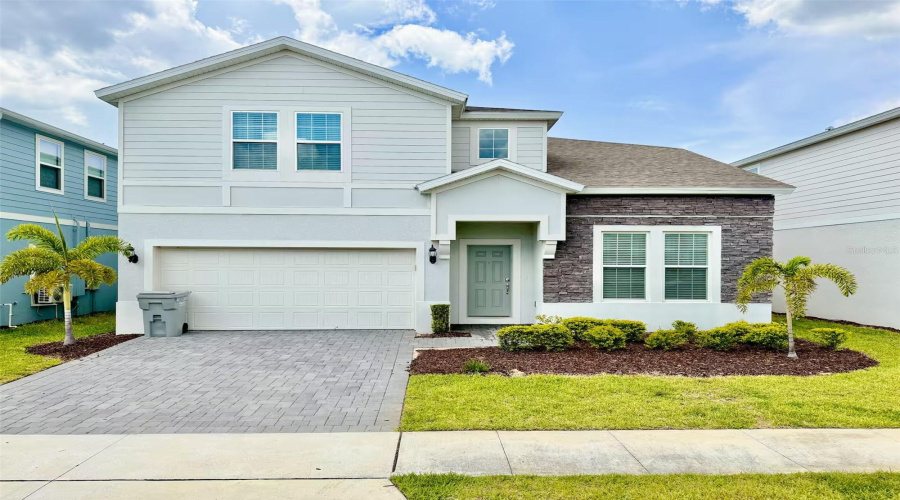 DAVENPORT, Florida 33897, 8 Bedrooms Bedrooms, ,6 BathroomsBathrooms,Residential,For Sale,KAIPO,0,MFRO6394556