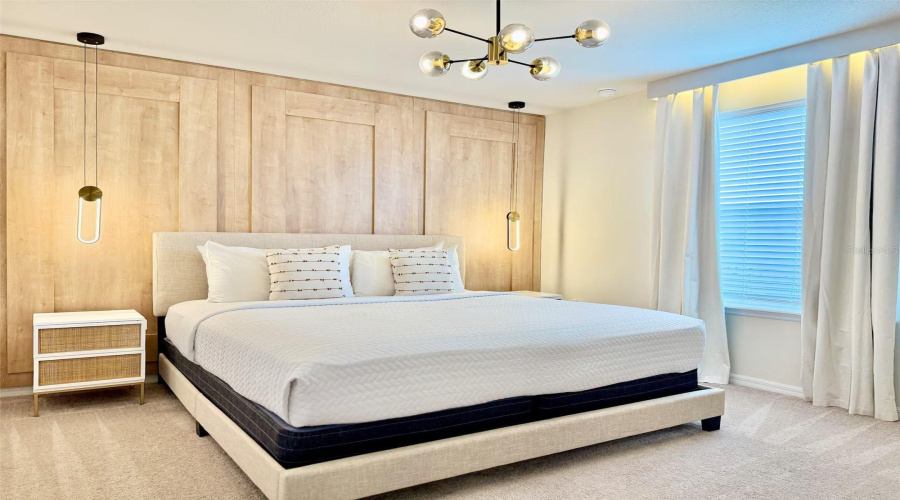 DAVENPORT, Florida 33897, 8 Bedrooms Bedrooms, ,6 BathroomsBathrooms,Residential,For Sale,KAIPO,0,MFRO6394556