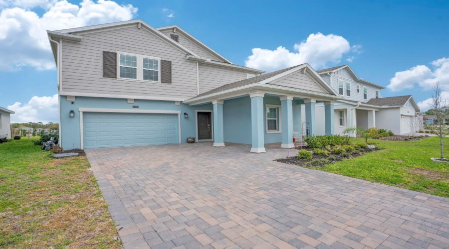 DAVENPORT, Florida 33837, 5 Bedrooms Bedrooms, ,3 BathroomsBathrooms,Residential,For Sale,DAGENHAM,0,MFRTB8491445