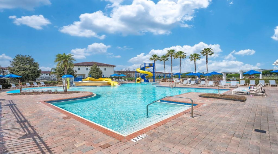 DAVENPORT, Florida 33837, 5 Bedrooms Bedrooms, ,3 BathroomsBathrooms,Residential,For Sale,DAGENHAM,0,MFRTB8491445