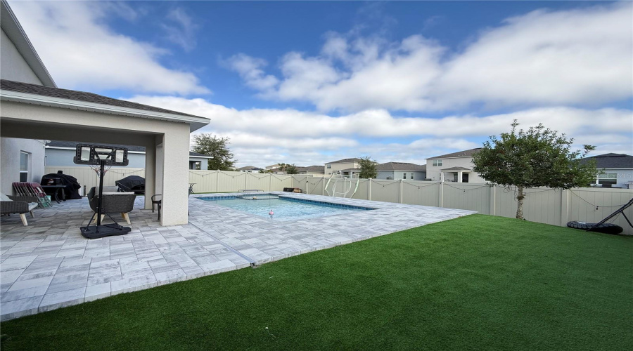 DAVENPORT, Florida 33897, 5 Bedrooms Bedrooms, ,3 BathroomsBathrooms,Residential,For Sale,TUSCANY,0,MFRS5139756