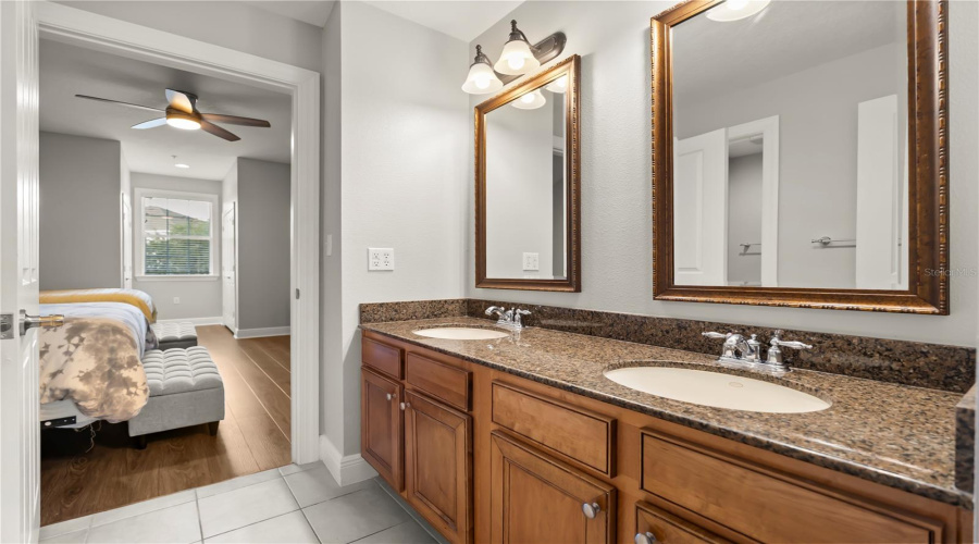 Jack n Jill Bathroom