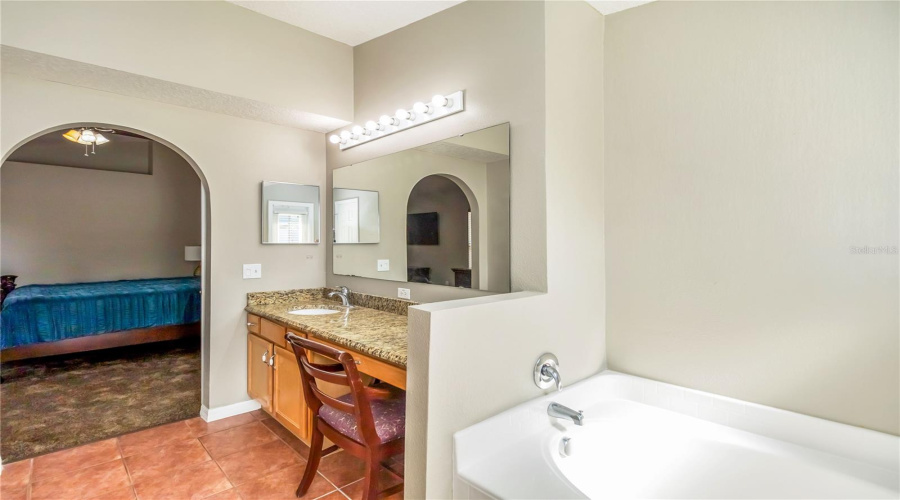 DAVENPORT, Florida 33897, 4 Bedrooms Bedrooms, ,2 BathroomsBathrooms,Residential,For Sale,JOCELYN,0,MFRS5142156