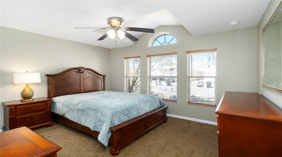 DAVENPORT, Florida 33897, 4 Bedrooms Bedrooms, ,2 BathroomsBathrooms,Residential,For Sale,JOCELYN,0,MFRS5142156