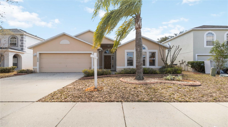 DAVENPORT, Florida 33897, 4 Bedrooms Bedrooms, ,2 BathroomsBathrooms,Residential,For Sale,JOCELYN,0,MFRS5142156