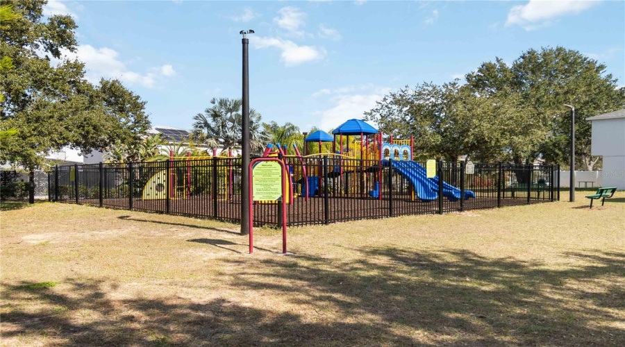 DAVENPORT, Florida 33897, 4 Bedrooms Bedrooms, ,2 BathroomsBathrooms,Residential,For Sale,JOCELYN,0,MFRS5142156