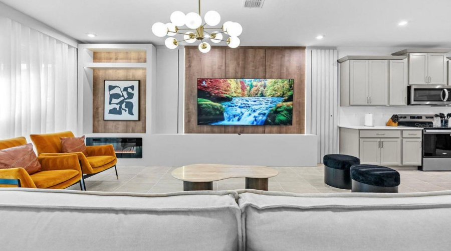 KISSIMMEE, Florida 34747, 7 Bedrooms Bedrooms, ,6 BathroomsBathrooms,Residential,For Sale,DRIFTWOOD,0,MFRO6384481