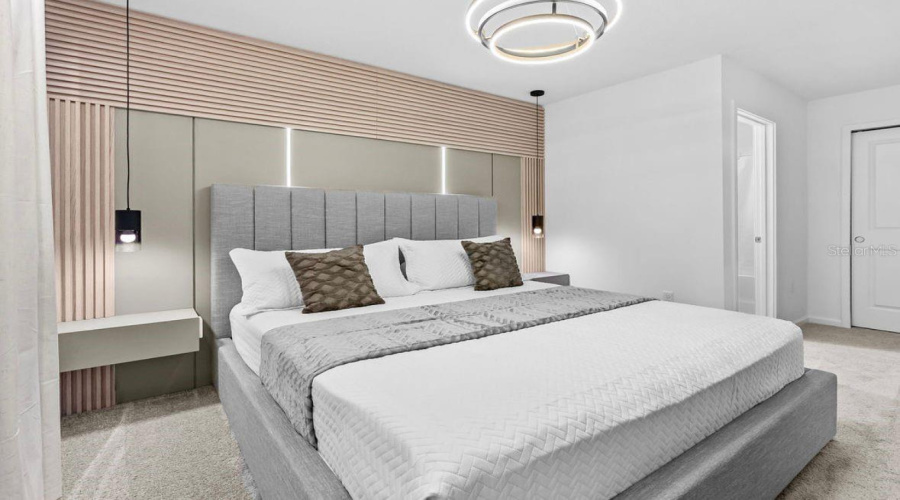 KISSIMMEE, Florida 34747, 7 Bedrooms Bedrooms, ,6 BathroomsBathrooms,Residential,For Sale,DRIFTWOOD,0,MFRO6384481