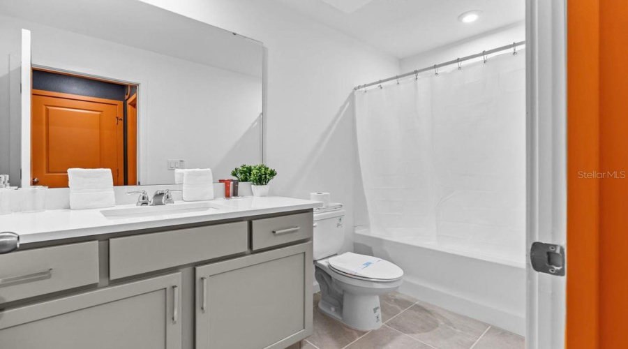 KISSIMMEE, Florida 34747, 7 Bedrooms Bedrooms, ,6 BathroomsBathrooms,Residential,For Sale,DRIFTWOOD,0,MFRO6384481