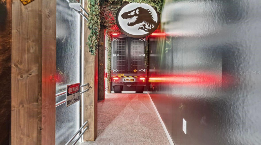 KISSIMMEE, Florida 34747, 7 Bedrooms Bedrooms, ,6 BathroomsBathrooms,Residential,For Sale,DRIFTWOOD,0,MFRO6384481