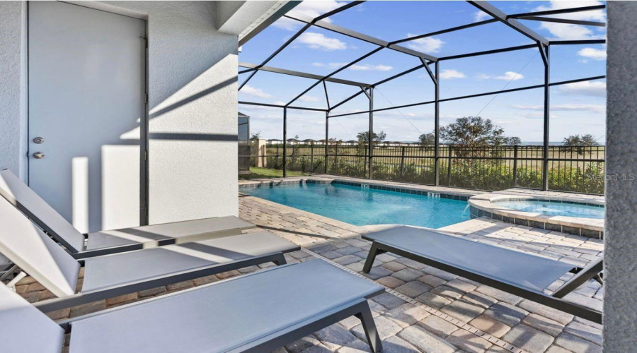 KISSIMMEE, Florida 34747, 7 Bedrooms Bedrooms, ,6 BathroomsBathrooms,Residential,For Sale,DRIFTWOOD,0,MFRO6384481