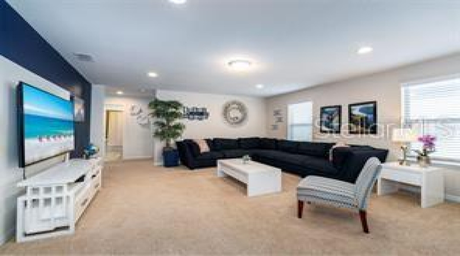 KISSIMMEE, Florida 34747, 6 Bedrooms Bedrooms, ,4 BathroomsBathrooms,Residential,For Sale,LIMA,0,MFRO6393893