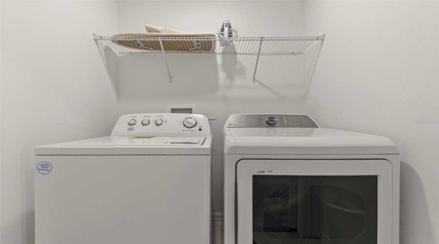 DAVENPORT, Florida 33896, 3 Bedrooms Bedrooms, ,2 BathroomsBathrooms,Residential,For Sale,LONGBOAT,0,MFRS5146757