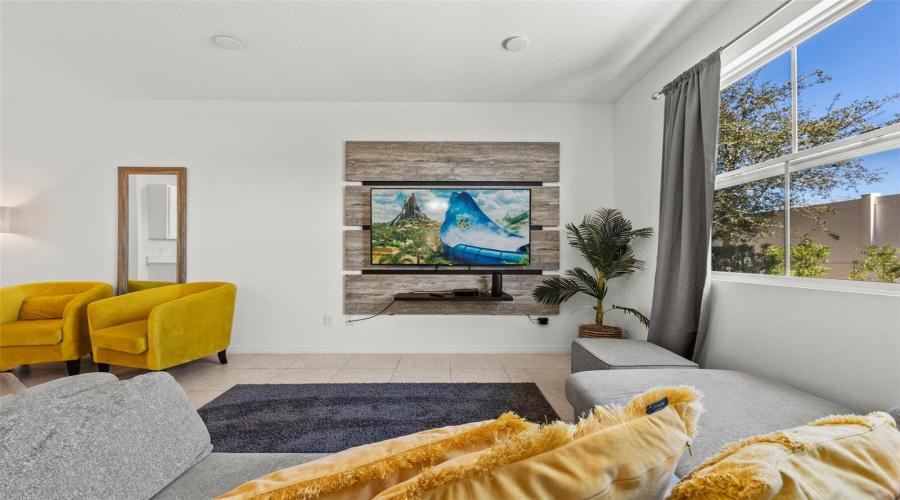 DAVENPORT, Florida 33896, 3 Bedrooms Bedrooms, ,2 BathroomsBathrooms,Residential,For Sale,LONGBOAT,0,MFRS5146757