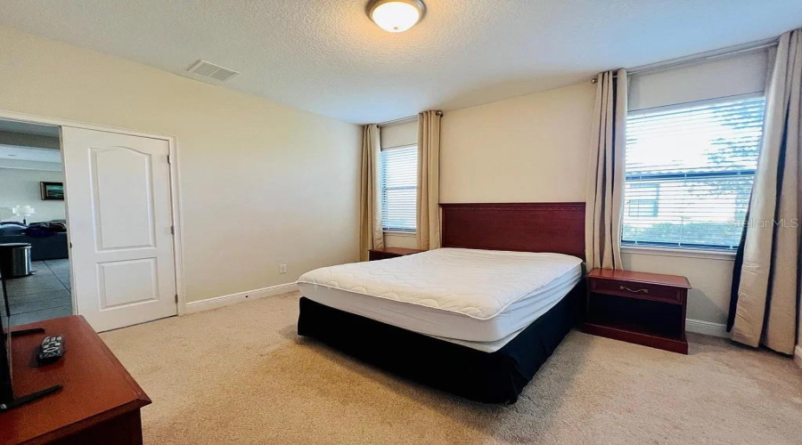 DAVENPORT, Florida 33896, 4 Bedrooms Bedrooms, ,3 BathroomsBathrooms,Residential,For Sale,ROSEVILLE,0,MFRO6394800