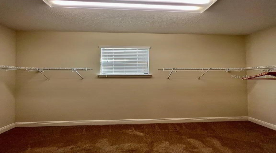 DAVENPORT, Florida 33896, 4 Bedrooms Bedrooms, ,3 BathroomsBathrooms,Residential,For Sale,ROSEVILLE,0,MFRO6394800