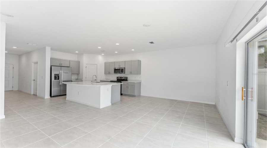 KISSIMMEE, Florida 34746, 3 Bedrooms Bedrooms, ,2 BathroomsBathrooms,Residential,For Sale,ANCHOR BEND,0,MFRO6394862