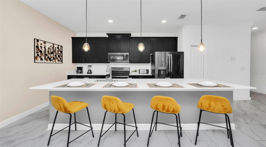 DAVENPORT, Florida 33896, 4 Bedrooms Bedrooms, ,3 BathroomsBathrooms,Residential,For Sale,LEADER,0,MFRTB8492291