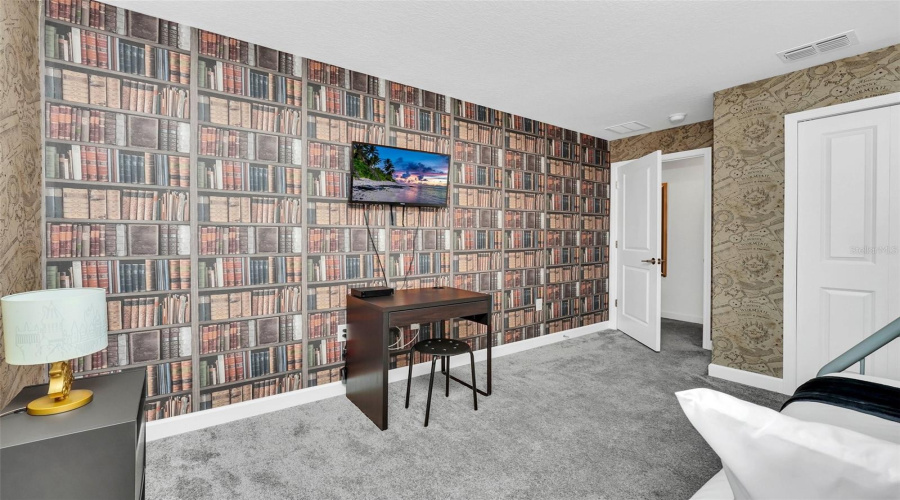 DAVENPORT, Florida 33896, 4 Bedrooms Bedrooms, ,3 BathroomsBathrooms,Residential,For Sale,LEADER,0,MFRTB8492291