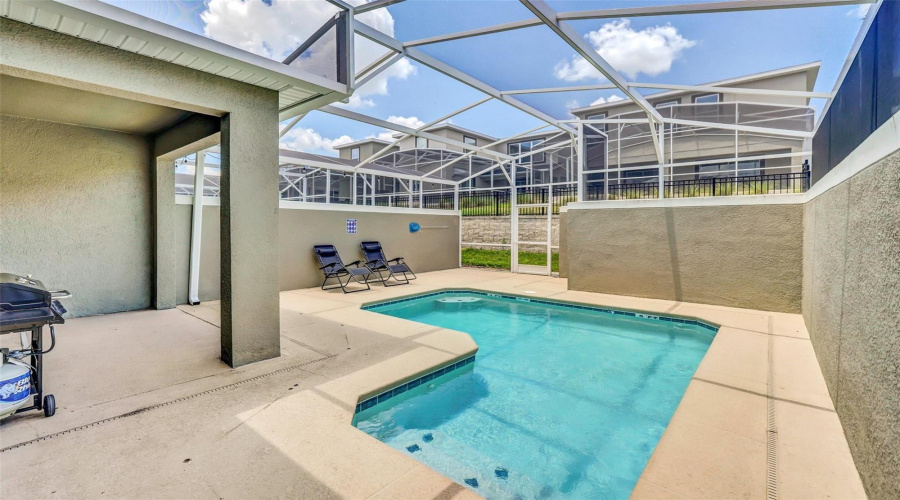 DAVENPORT, Florida 33896, 4 Bedrooms Bedrooms, ,3 BathroomsBathrooms,Residential,For Sale,LEADER,0,MFRTB8492291