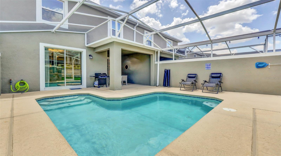 DAVENPORT, Florida 33896, 4 Bedrooms Bedrooms, ,3 BathroomsBathrooms,Residential,For Sale,LEADER,0,MFRTB8492291