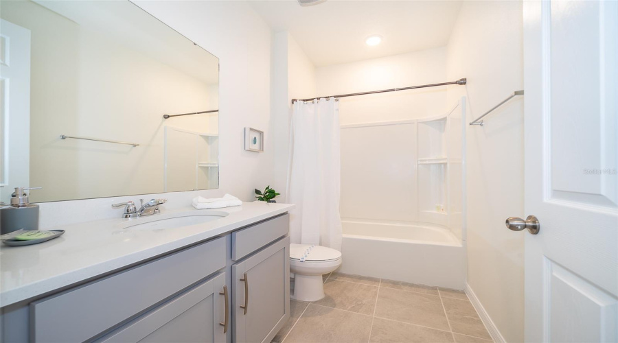 KISSIMMEE, Florida 34747, 4 Bedrooms Bedrooms, ,4 BathroomsBathrooms,Residential,For Sale,TROPICAL PALMS,0,MFRS5137915