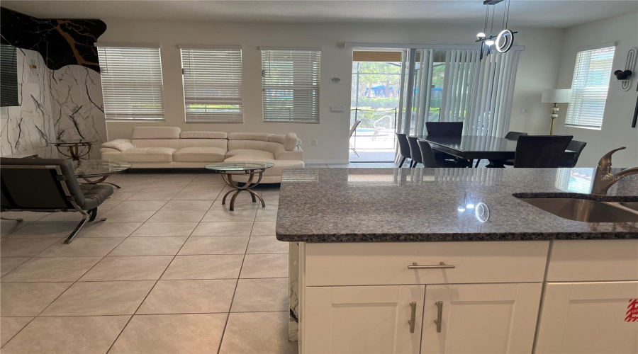 DAVENPORT, Florida 33837, 5 Bedrooms Bedrooms, ,4 BathroomsBathrooms,Residential,For Sale,OAKBOURNE,0,MFRO6394458