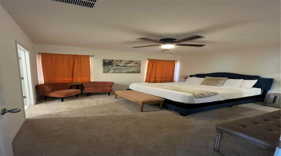 DAVENPORT, Florida 33837, 5 Bedrooms Bedrooms, ,4 BathroomsBathrooms,Residential,For Sale,OAKBOURNE,0,MFRO6394458