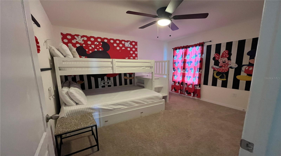 DAVENPORT, Florida 33837, 5 Bedrooms Bedrooms, ,4 BathroomsBathrooms,Residential,For Sale,OAKBOURNE,0,MFRO6394458