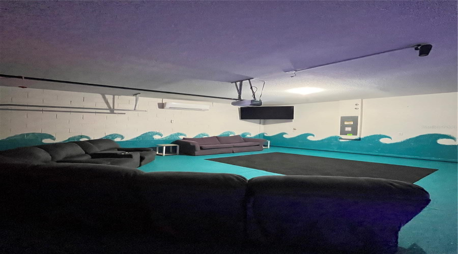 DAVENPORT, Florida 33837, 5 Bedrooms Bedrooms, ,4 BathroomsBathrooms,Residential,For Sale,OAKBOURNE,0,MFRO6394458