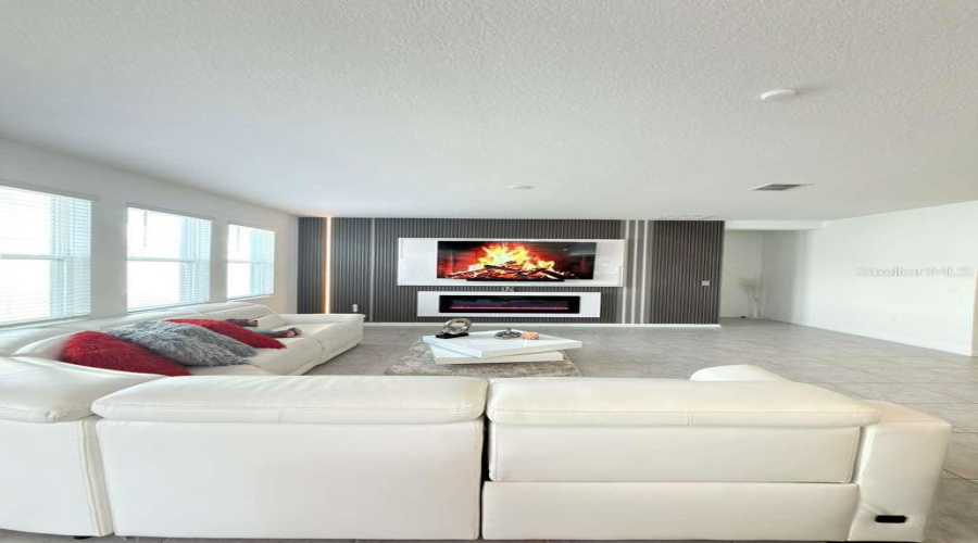 DAVENPORT, Florida 33837, 4 Bedrooms Bedrooms, ,2 BathroomsBathrooms,Residential,For Sale,POMELO,0,MFRS5146726