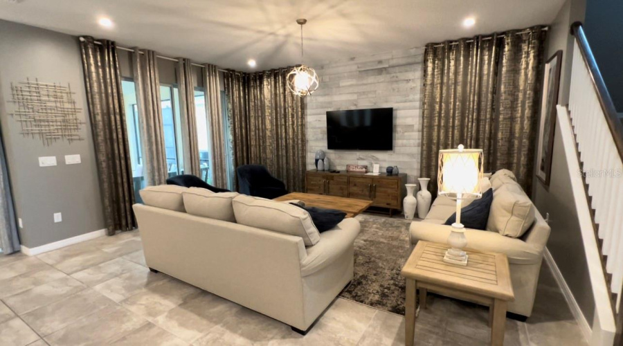 KISSIMMEE, Florida 34747, 7 Bedrooms Bedrooms, ,4 BathroomsBathrooms,Residential,For Sale,AMELIA DOWNS,0,MFRO6390580