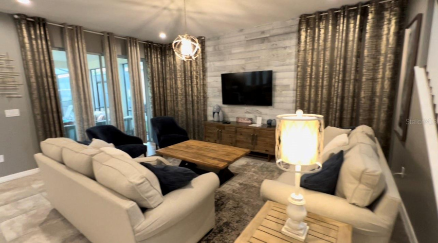 KISSIMMEE, Florida 34747, 7 Bedrooms Bedrooms, ,4 BathroomsBathrooms,Residential,For Sale,AMELIA DOWNS,0,MFRO6390580