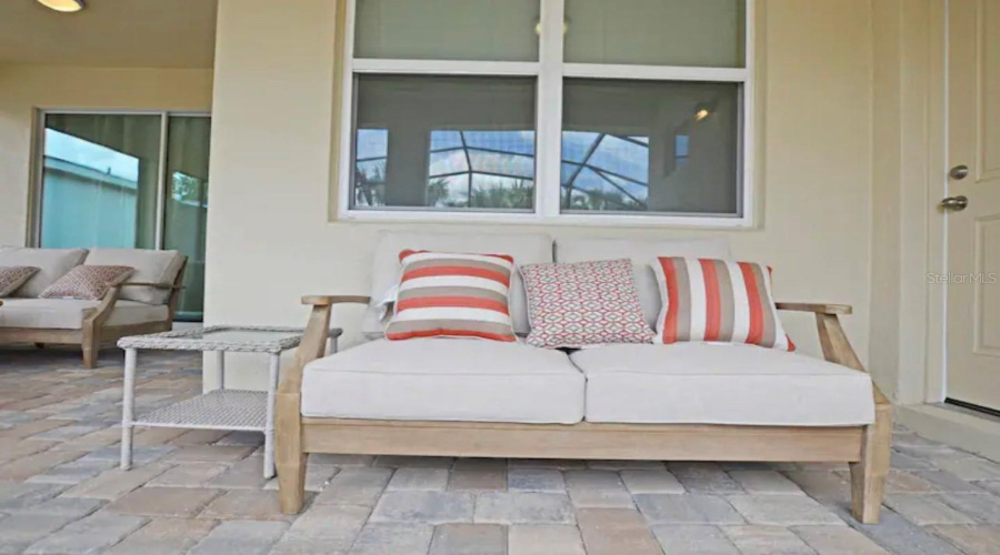 KISSIMMEE, Florida 34747, 7 Bedrooms Bedrooms, ,4 BathroomsBathrooms,Residential,For Sale,AMELIA DOWNS,0,MFRO6390580