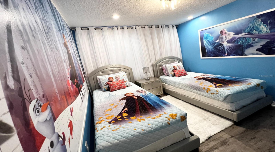 KISSIMMEE, Florida 34747, 7 Bedrooms Bedrooms, ,4 BathroomsBathrooms,Residential,For Sale,AMELIA DOWNS,0,MFRO6390580