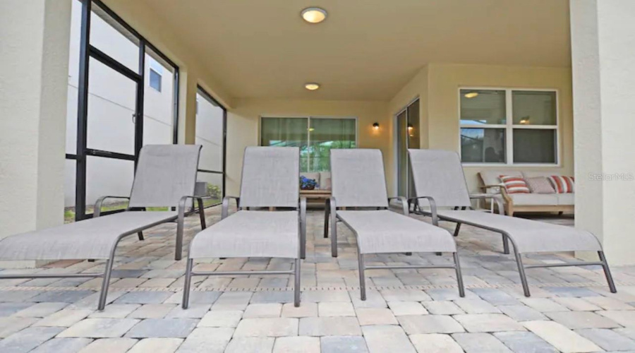 KISSIMMEE, Florida 34747, 7 Bedrooms Bedrooms, ,4 BathroomsBathrooms,Residential,For Sale,AMELIA DOWNS,0,MFRO6390580