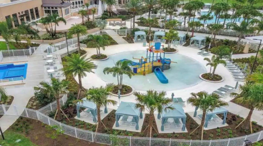 KISSIMMEE, Florida 34747, 7 Bedrooms Bedrooms, ,4 BathroomsBathrooms,Residential,For Sale,AMELIA DOWNS,0,MFRO6390580