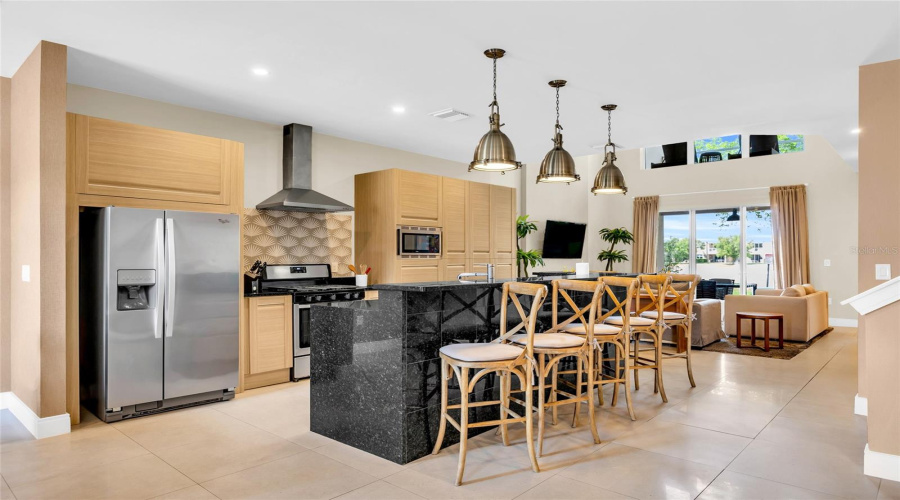 KISSIMMEE, Florida 34747, 4 Bedrooms Bedrooms, ,4 BathroomsBathrooms,Residential,For Sale,BRASILIA,0,MFRO6394706