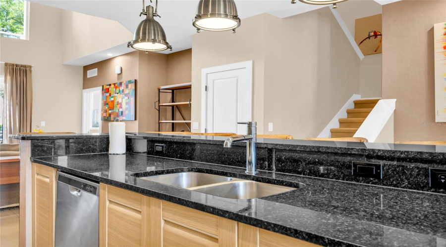 KISSIMMEE, Florida 34747, 4 Bedrooms Bedrooms, ,4 BathroomsBathrooms,Residential,For Sale,BRASILIA,0,MFRO6394706