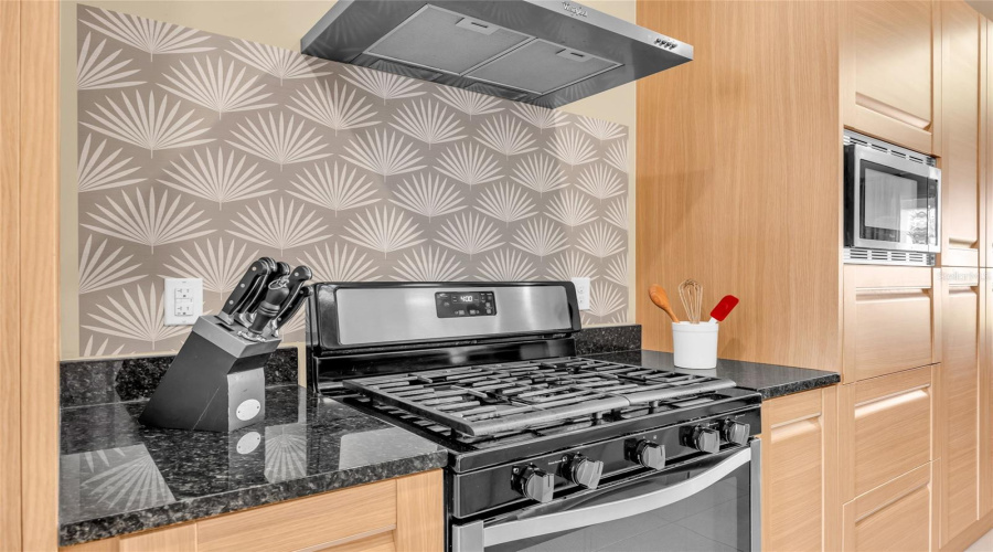 KISSIMMEE, Florida 34747, 4 Bedrooms Bedrooms, ,4 BathroomsBathrooms,Residential,For Sale,BRASILIA,0,MFRO6394706