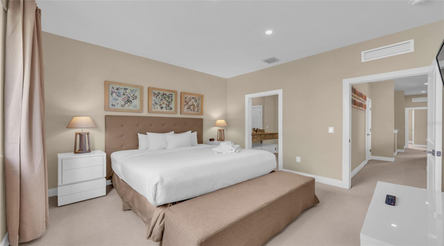 KISSIMMEE, Florida 34747, 4 Bedrooms Bedrooms, ,4 BathroomsBathrooms,Residential,For Sale,BRASILIA,0,MFRO6394706