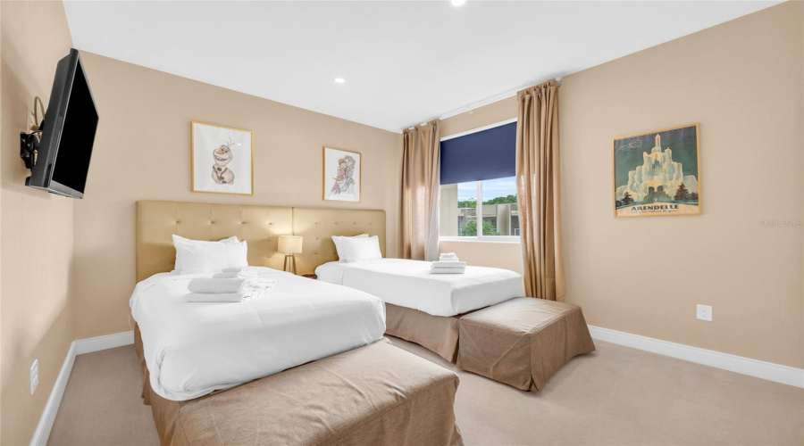 KISSIMMEE, Florida 34747, 4 Bedrooms Bedrooms, ,4 BathroomsBathrooms,Residential,For Sale,BRASILIA,0,MFRO6394706