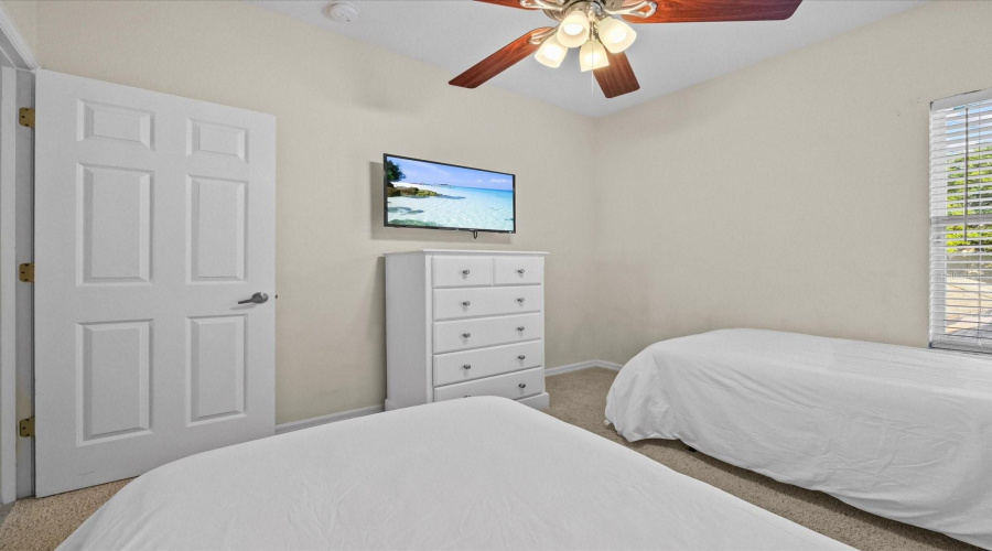 REUNION, Florida 34747, 5 Bedrooms Bedrooms, ,3 BathroomsBathrooms,Residential,For Sale,MOLONA,0,MFRS5146678